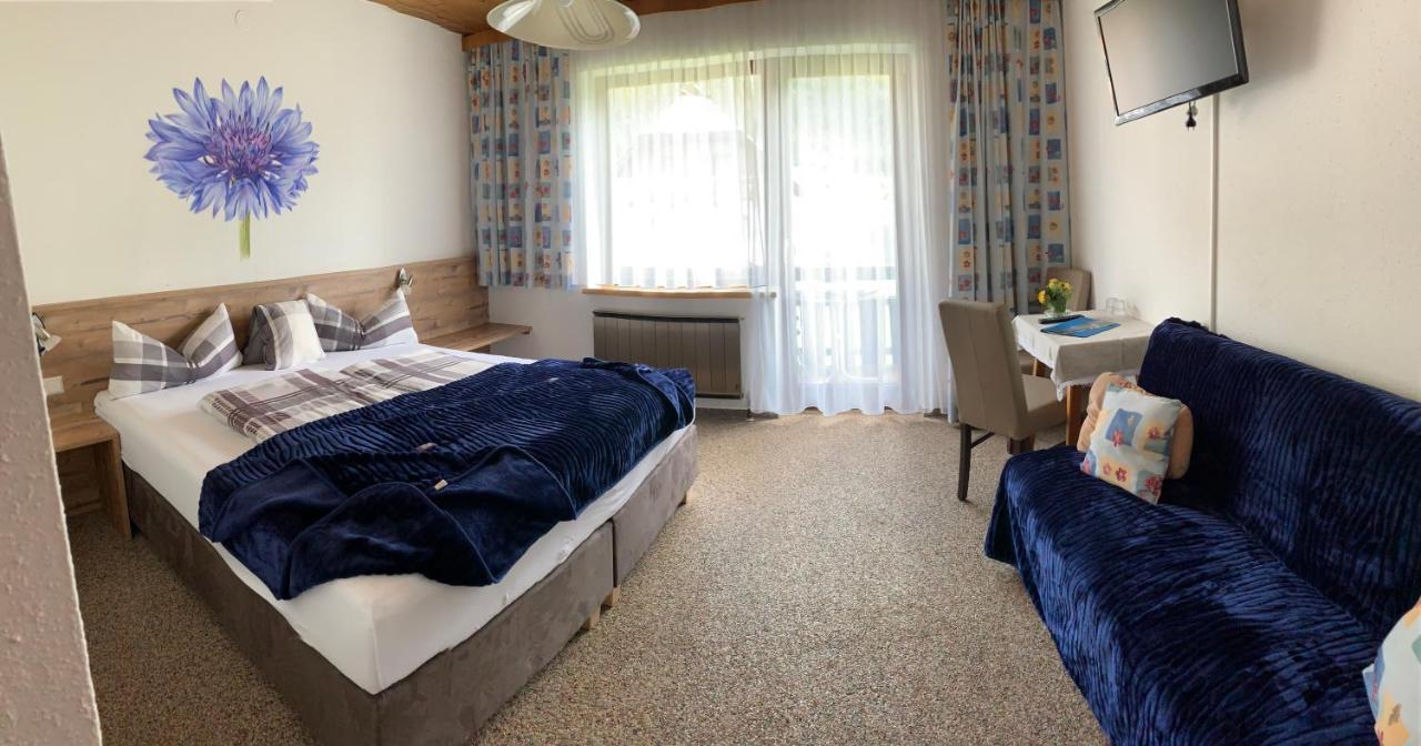 Pension Seeheim ヴァイセンゼー エクステリア 写真
